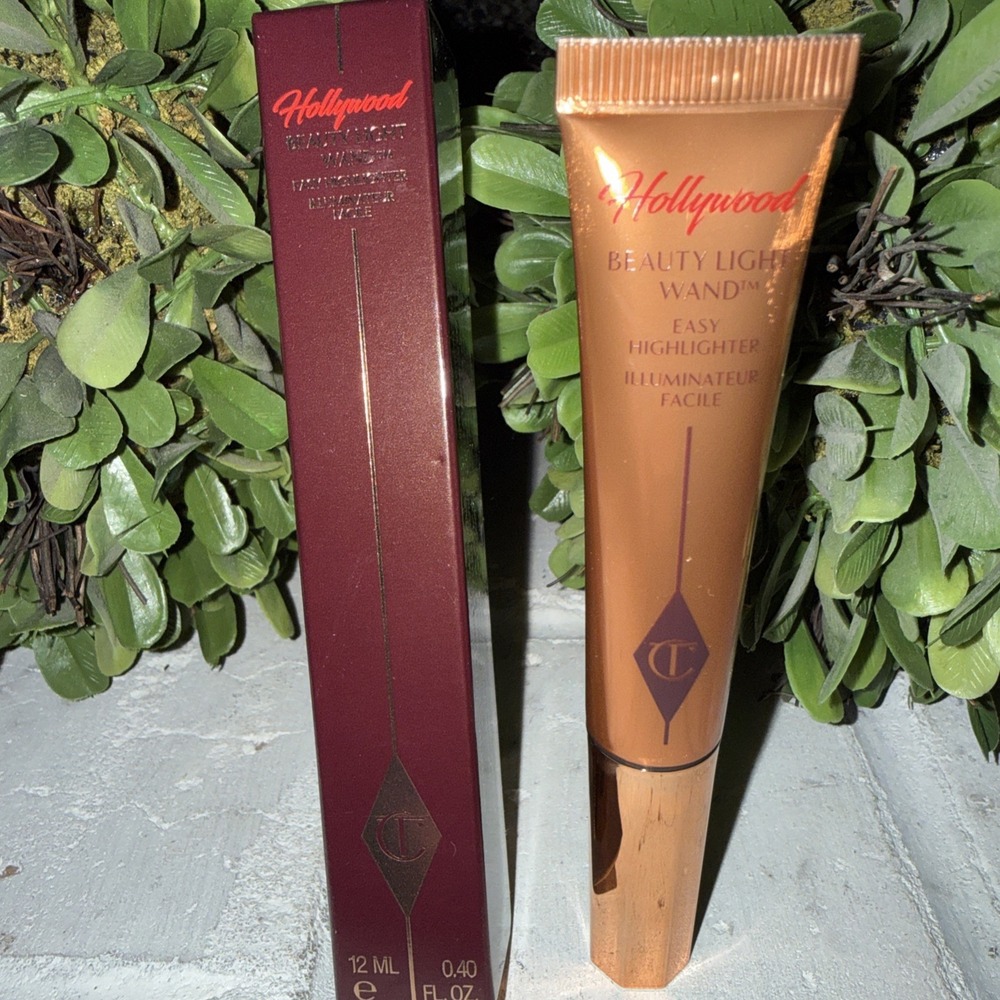 Charlotte Tilbury Hollywood‎ Beauty Light Wand Highlighter  - Spotlight - NIB